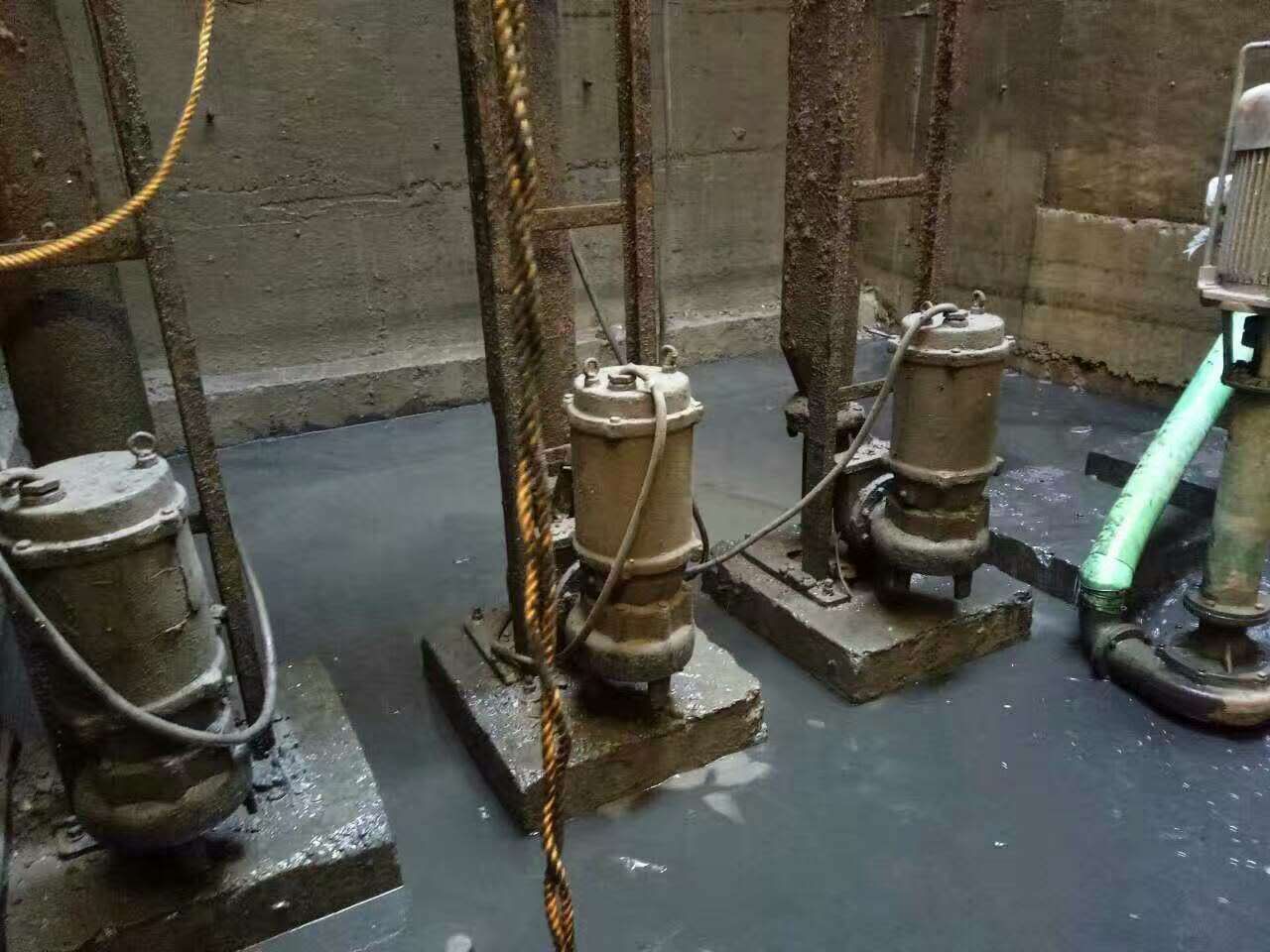 贡觉污水池清理